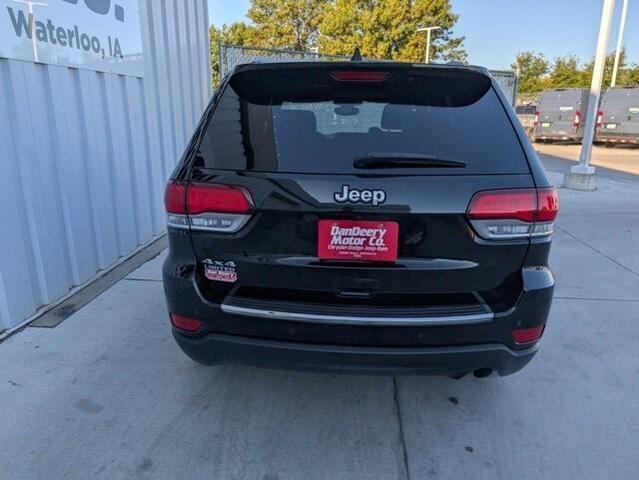Photo of 2020 Diamond Black Jeep Grand Cherokee