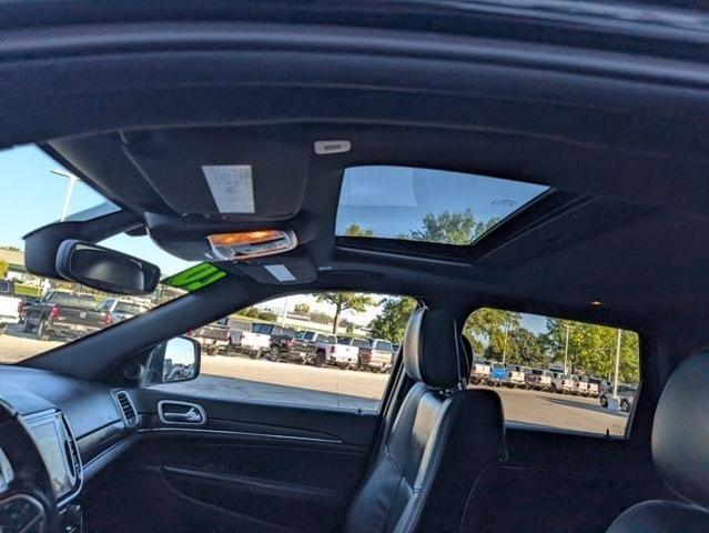 Photo of 2020 Diamond Black Jeep Grand Cherokee