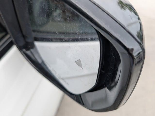 Photo of 2023 Bright White Clearcoat Jeep Grand Cherokee L