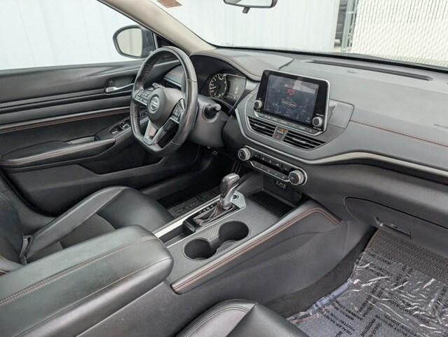 Photo of 2019 Gun Metallic Nissan Altima