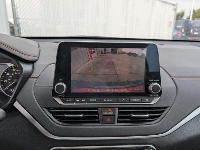 Photo of 2019 Gun Metallic Nissan Altima