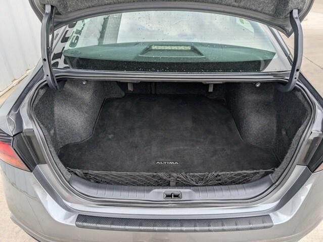 Photo of 2019 Gun Metallic Nissan Altima