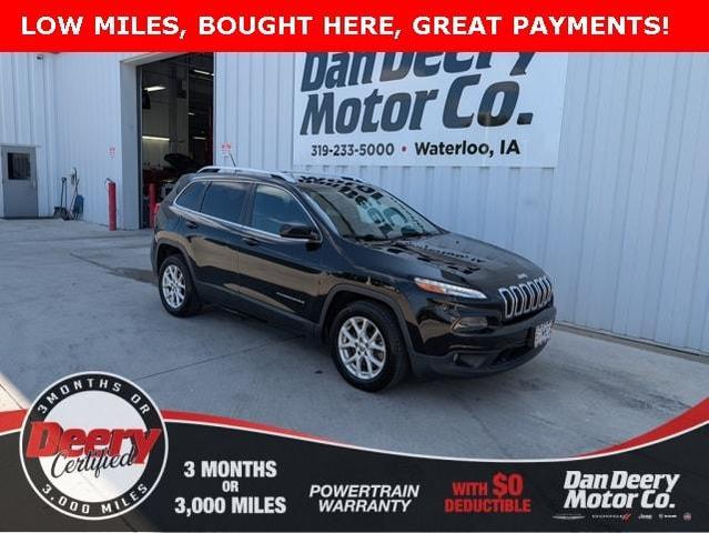 Photo of 2018 Diamond Black Jeep Cherokee