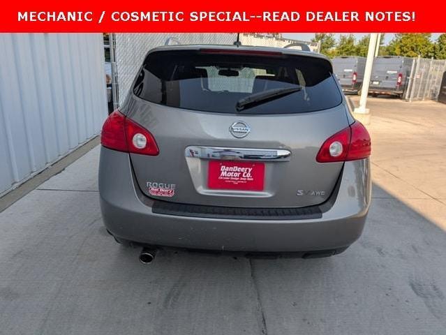 Photo of 2011 Platinum Graphite Nissan Rogue