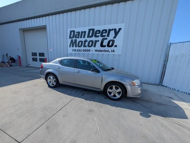 Photo of 2013 Billet Silver Metallic Clearcoat Dodge Avenger