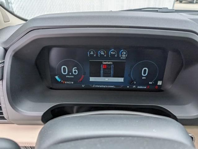 Photo of 2024 Star White Ford Expedition