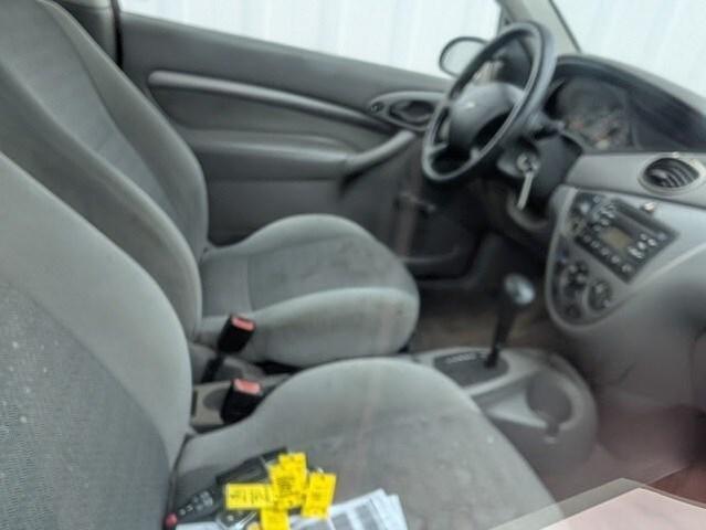 Photo of 2000 Infra Red Clearcoat Ford Focus