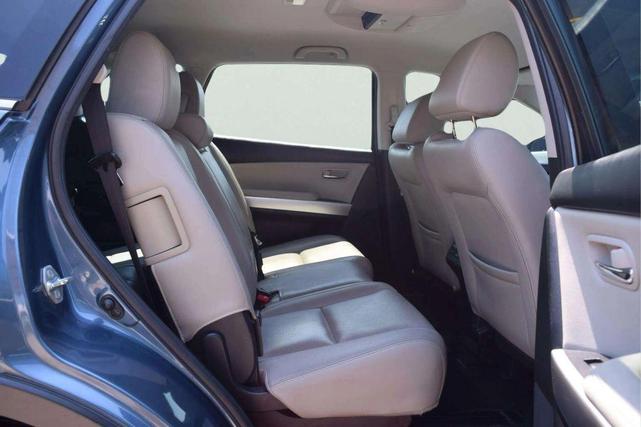Photo of 2015 Blue Reflex Mica Mazda CX-9