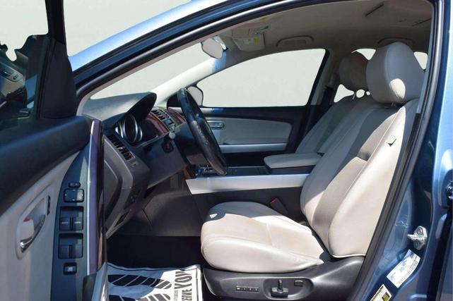 Photo of 2015 Blue Reflex Mica Mazda CX-9