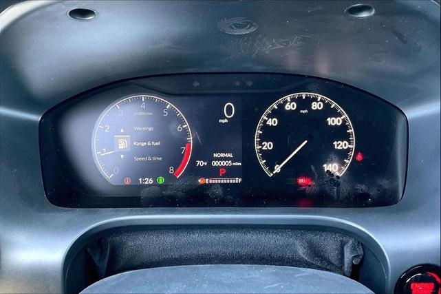 Photo of 2025 Milano Red Honda HR-V
