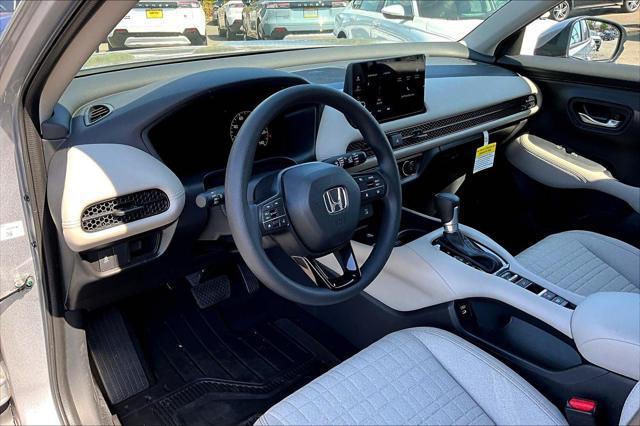 Photo of 2026 Solar Silver Metallic Honda HR-V
