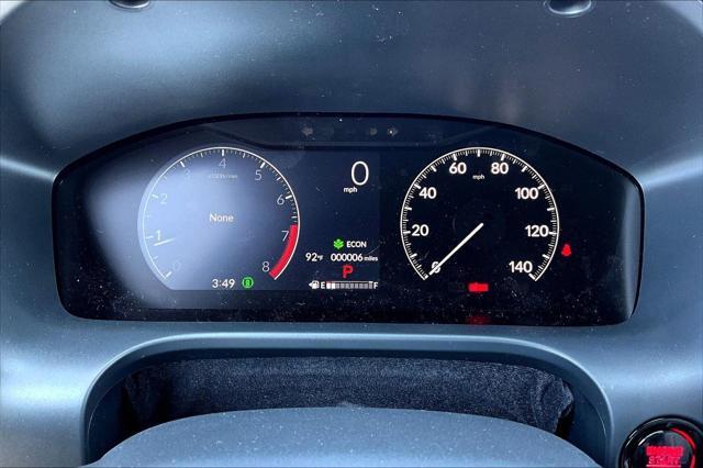 Photo of 2026 Solar Silver Metallic Honda HR-V