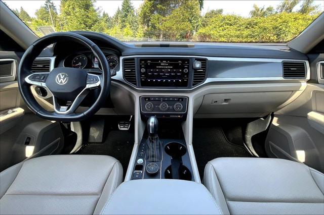 Photo of 2021 Pure White Volkswagen Atlas