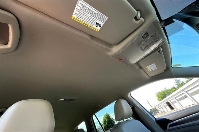 Photo of 2021 Pure White Volkswagen Atlas