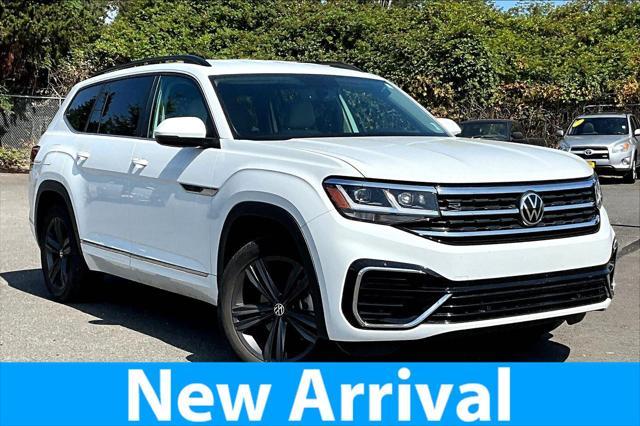 Photo of 2021 Pure White Volkswagen Atlas