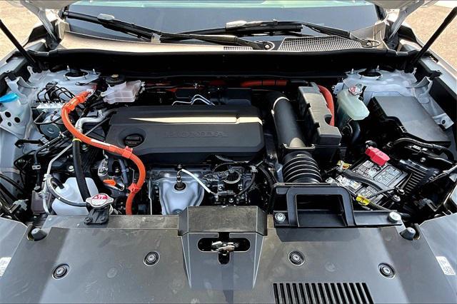 Photo of 2026 Platinum White Honda CR-V Hybrid