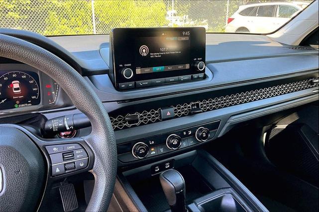 Photo of 2023 Lunar Silver Metallic Honda Accord