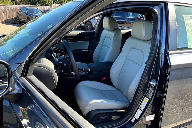 Photo of 2026 Gold Honda Civic Hybrid