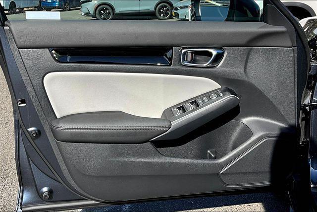 Photo of 2026 Gold Honda Civic Hybrid