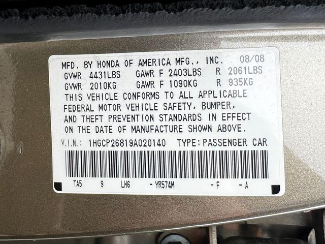 Photo of 2009 Bold Beige Metallic Honda Accord