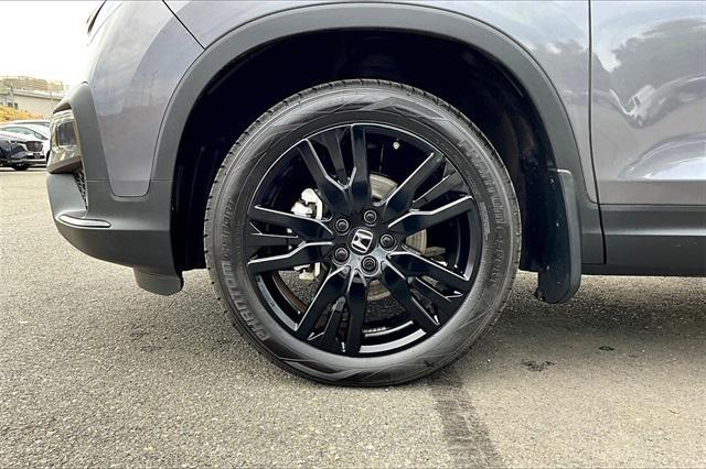 Photo of 2022 Modern Steel Metallic Honda Pilot