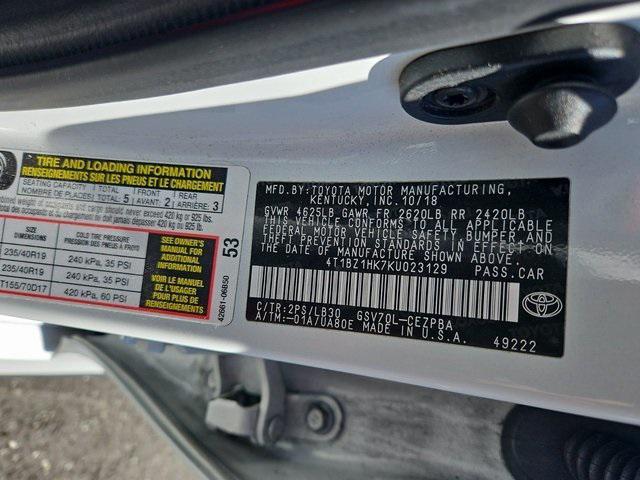 Photo of 2019 Wind Chill Pearl/Midnight Black Metallic Toyota Camry