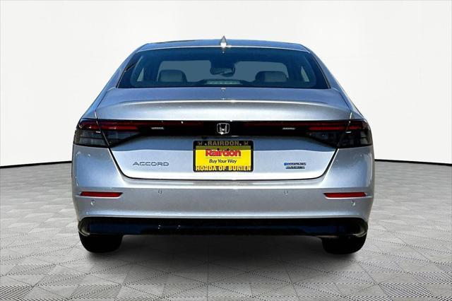 Photo of 2025 Solar Silver Metallic Honda Accord Hybrid