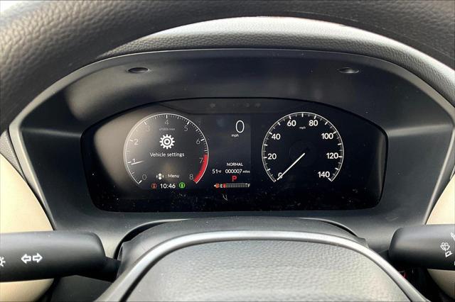 Photo of 2025 Platinum White Pearl Honda HR-V