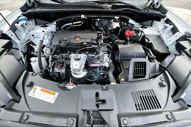 Photo of 2025 Platinum White Pearl Honda HR-V