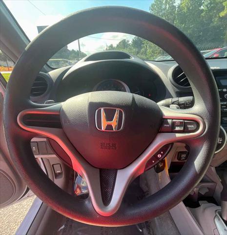 Photo of 2010 Spectrum White Pearl Honda Insight