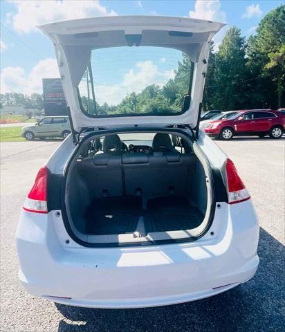 Photo of 2010 Spectrum White Pearl Honda Insight