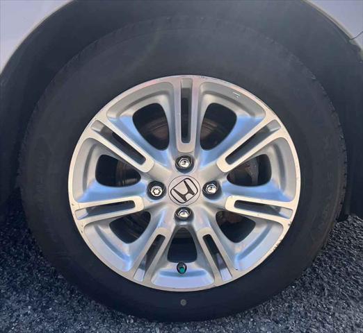 Photo of 2010 Spectrum White Pearl Honda Insight