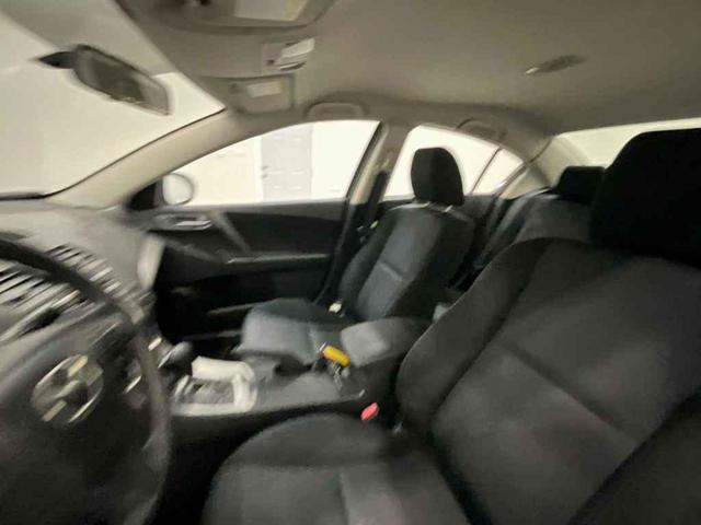 Photo of 2010 Gray Mazda Mazda3