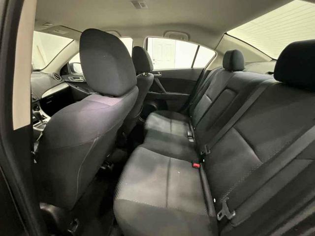 Photo of 2010 Gray Mazda Mazda3