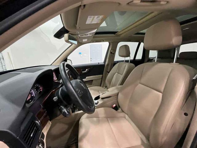 Photo of 2011 Burgundy Mercedes-Benz GLK-Class