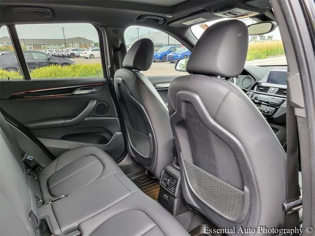 Photo of 2021 Black Sapphire Metallic BMW X1