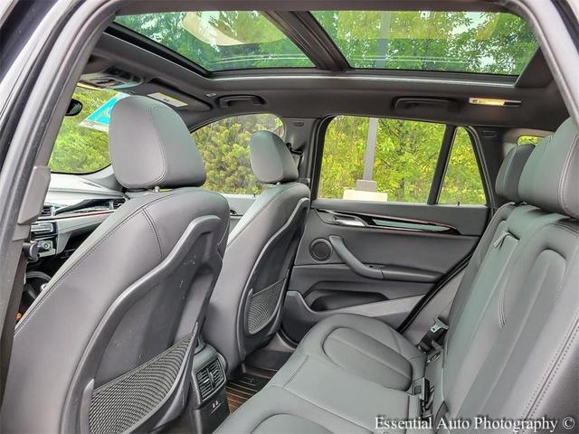 Photo of 2021 Black Sapphire Metallic BMW X1