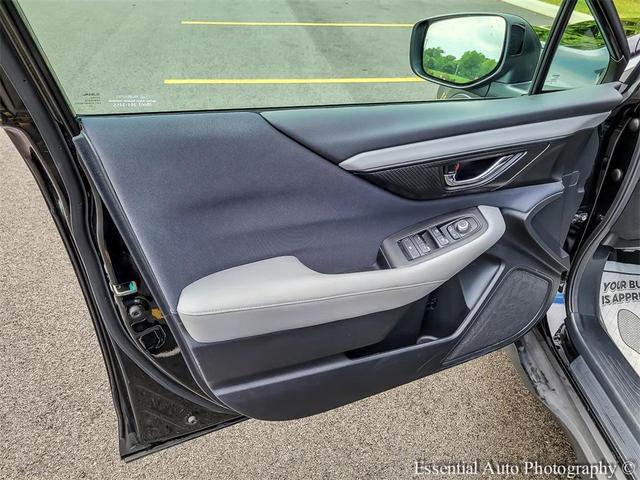 Photo of 2022 Crystal Black Silica Subaru Outback