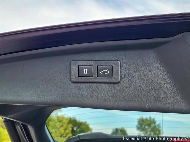 Photo of 2023 Crystal Black Silica Subaru Outback