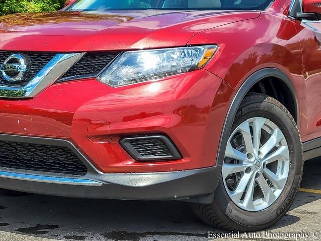 Photo of 2016 Cayenne Red Nissan Rogue