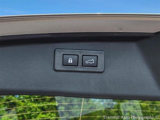 Photo of 2025 Ice Silver Subaru Outback