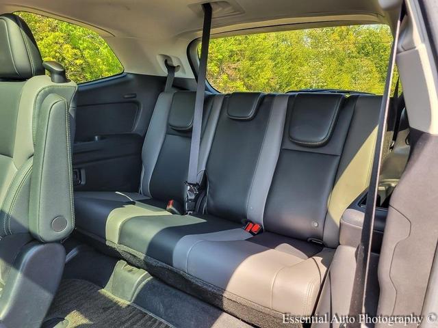 Photo of 2024 Ice Silver Metallic Subaru Ascent