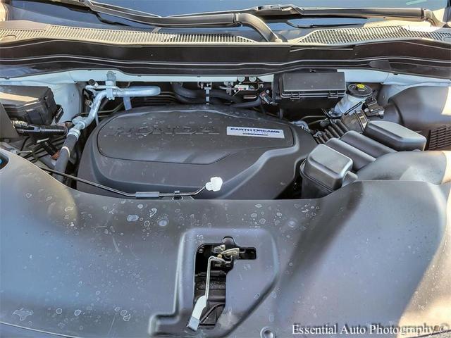 Photo of 2021 Platinum White Pearl Honda Pilot