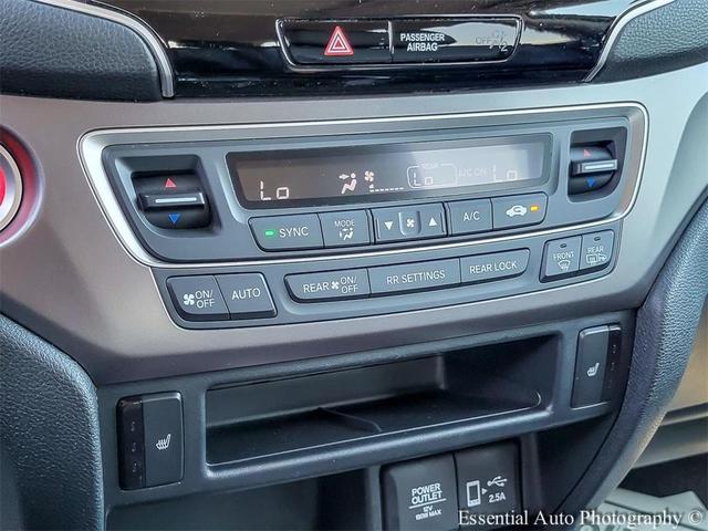 Photo of 2021 Platinum White Pearl Honda Pilot