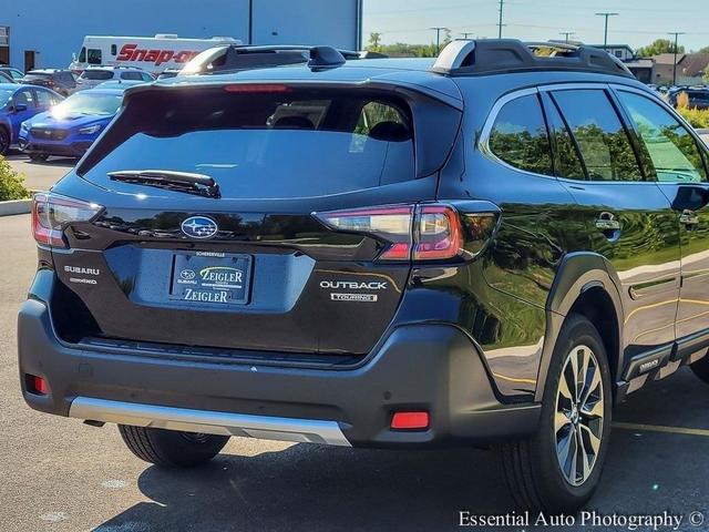 Photo of 2025 Crystal Black Silica Subaru Outback