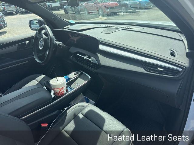 Photo of 2025 Summit White Buick Enclave