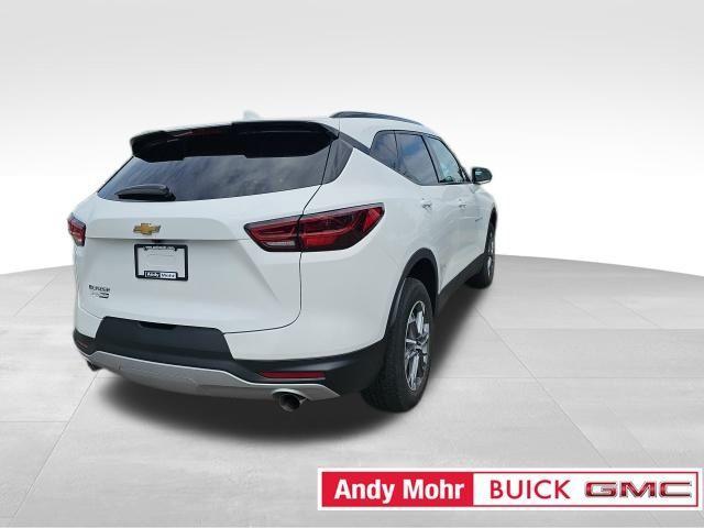 Photo of 2023 Summit White Chevrolet Blazer