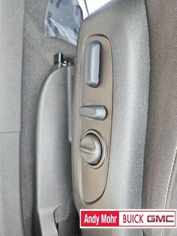 Photo of 2023 Summit White Chevrolet Blazer