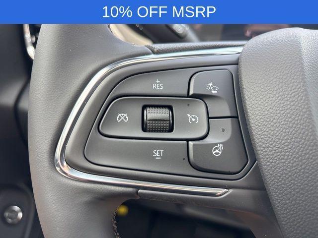 Photo of 2025 White Frost Buick Envista