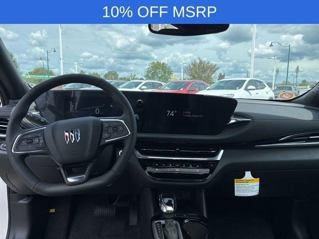 Photo of 2025 White Frost Buick Envista
